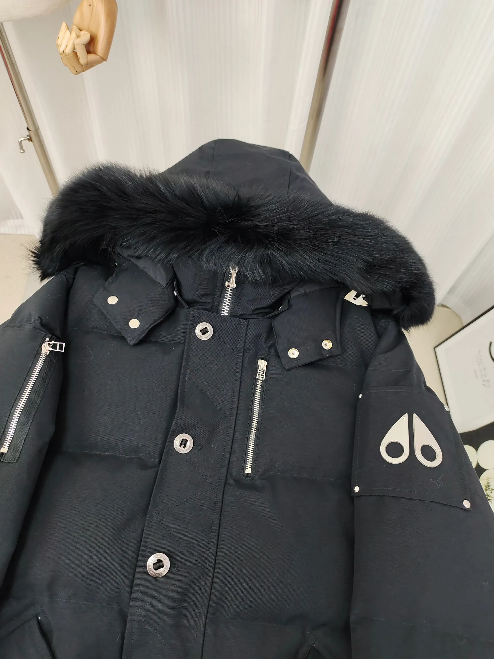 （ ）06 Moose Knuckles ， ins 、 、 。 ， ， ！ ， ， ， ！ Sizes: S XXL